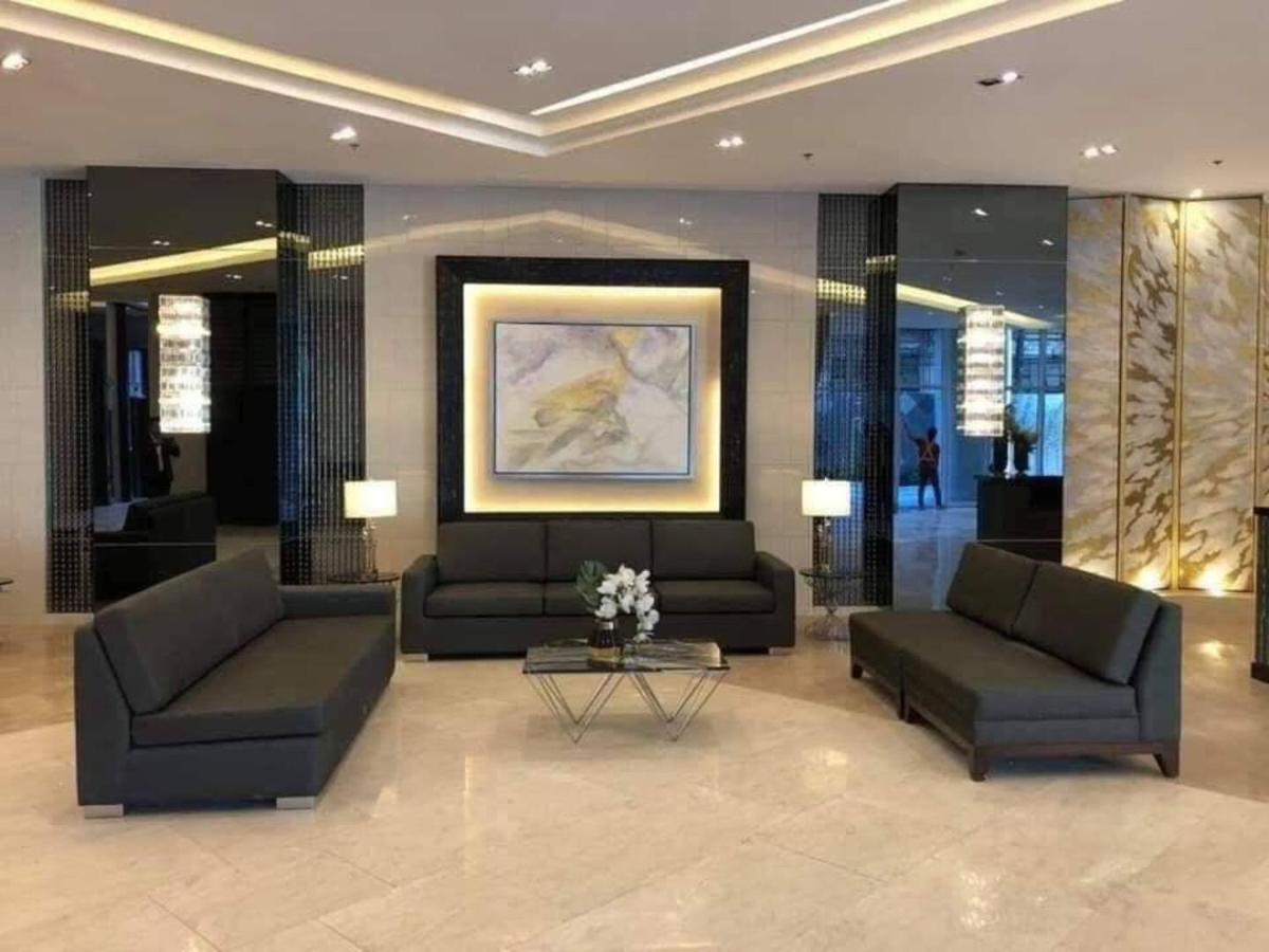 Penthouse Studio At Fame Residence 41St Floor, Shangrila-Megamall Manila Kültér fotó