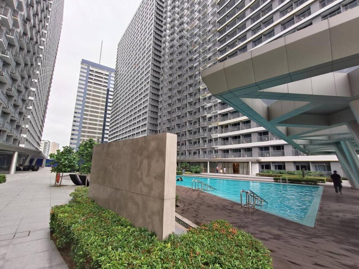 Penthouse Studio At Fame Residence 41St Floor, Shangrila-Megamall Manila Kültér fotó